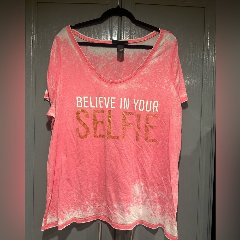 Lane Bryant “Believe In Your Selfie” T-Shirt 18/20